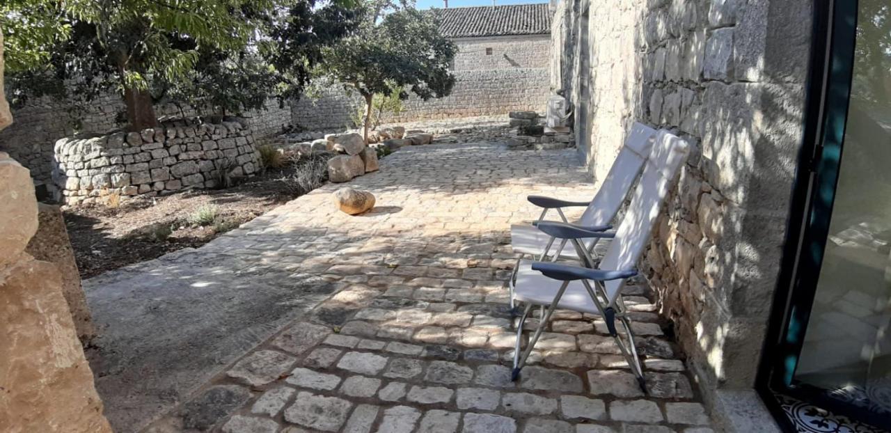 Agriturismo Fondo Paliemmu โมดิกา ภายนอก รูปภาพ