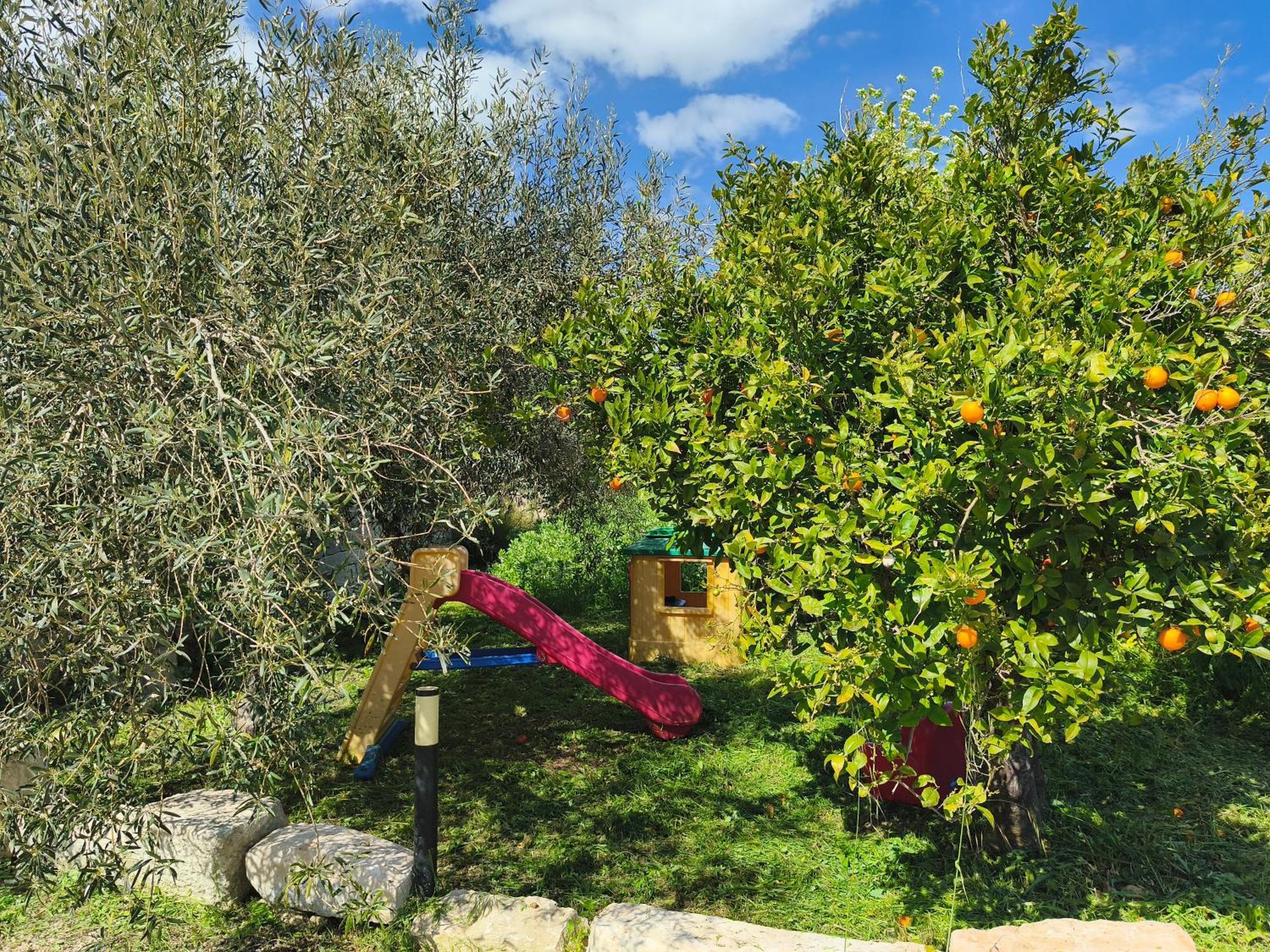 Agriturismo Fondo Paliemmu โมดิกา ภายนอก รูปภาพ